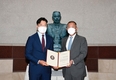 정몽구 명예회장 '백신혁신센터' 설립에 사재 100억원 기부
