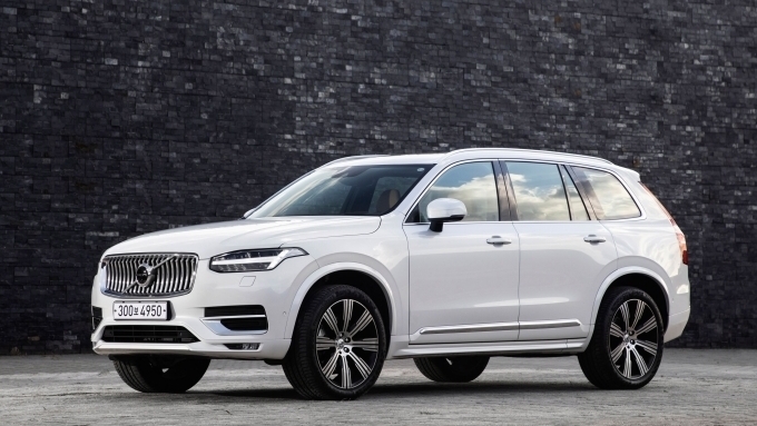 '안전·첨단기술'로 한국 골문 뚫은 볼보 XC90…"BMW·벤츠 질주 막는다"