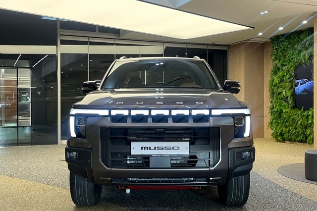 "픽업 맛집" KGM, 적토마의 해 정통 픽업 '신형 무쏘' 출격