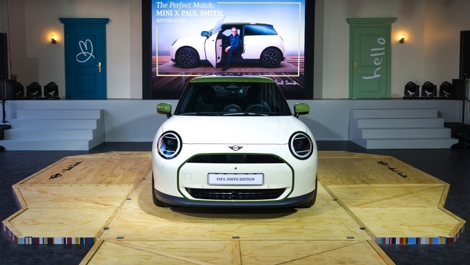 MINI코리아, '디 올-일렉트릭 MINI 쿠퍼 SE 폴 스미스 에디션' 출시