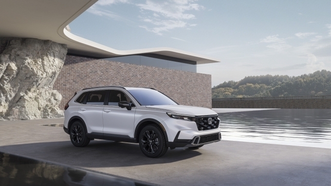 30주년 생일 맞은 혼다 CR-V…"혼다 SUV 역사 상징"