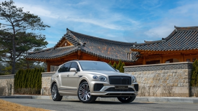 "신형 V8 엔진·최고출력 650마력" 벤틀리모터스, '더 뉴 벤테이가 스피드' 국내 출시