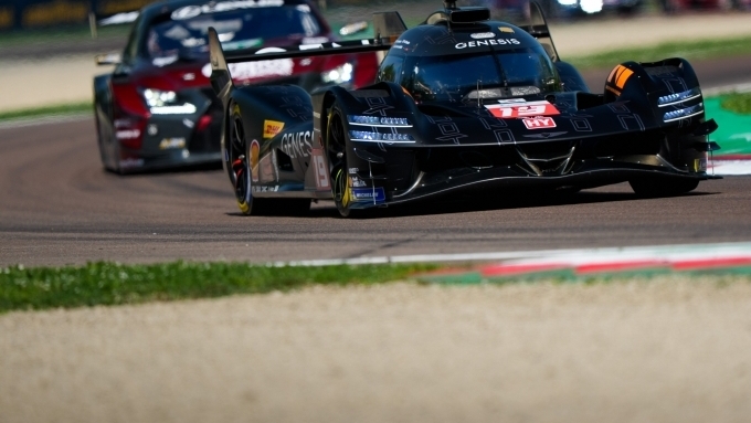 제네시스 마그마 레이싱, 데뷔전 화제…"전통의 강자 페라리를 놀래켜"