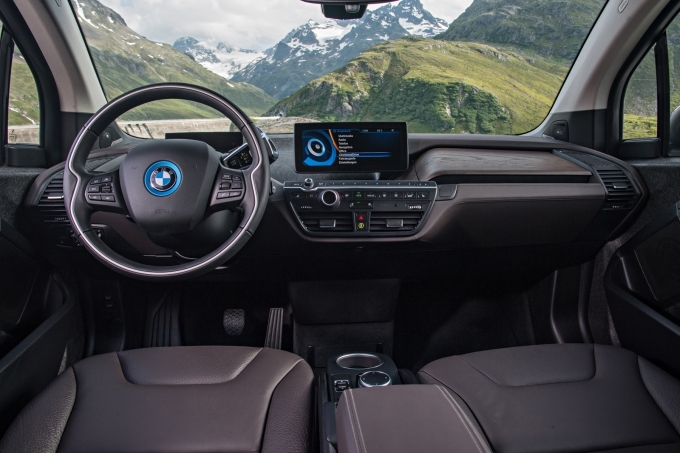 BMW i3 94Ah 인테리어
