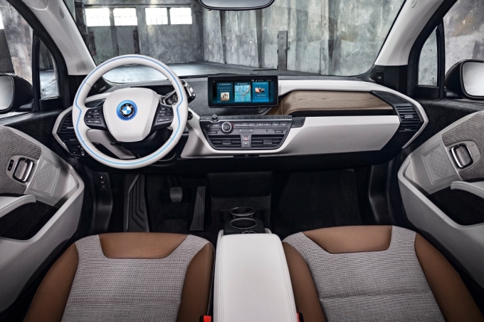 BMW 뉴 i3 실내