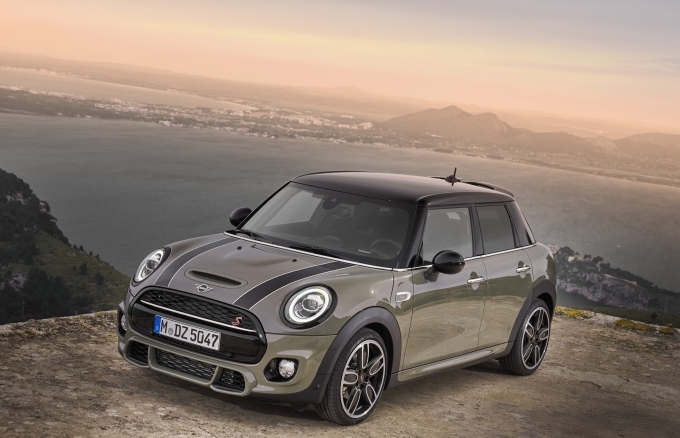 뉴 MINI 5도어