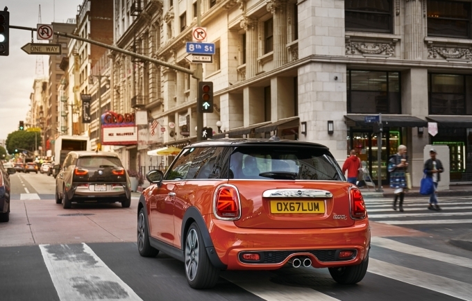 뉴 MINI