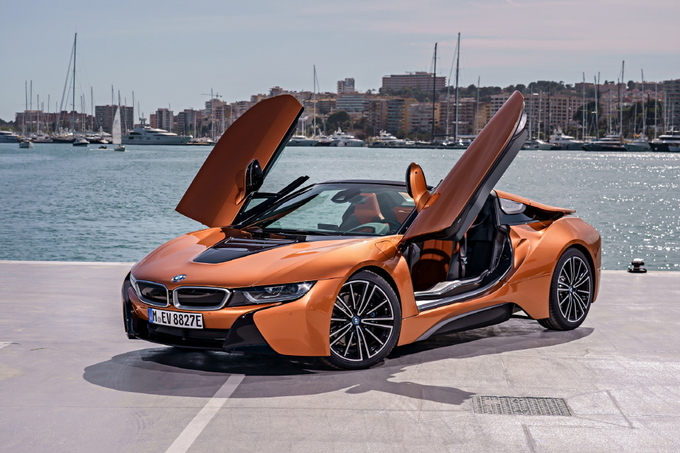 BMW i8 로드스터