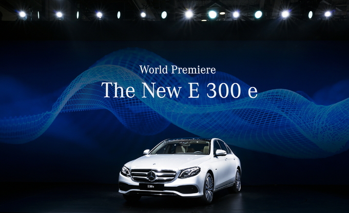 플러그인 하이브리드 더 뉴 E 300 e