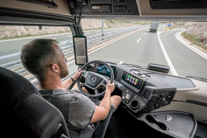 액티브 드라이브 어시스트(Active Drive Assist) 시연 모습