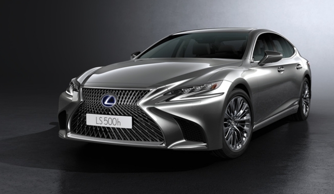 렉서스 LS 500h