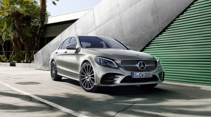 더 뉴 C 220 d AMG 라인