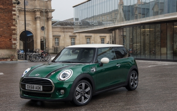 MINI 60주년 에디션