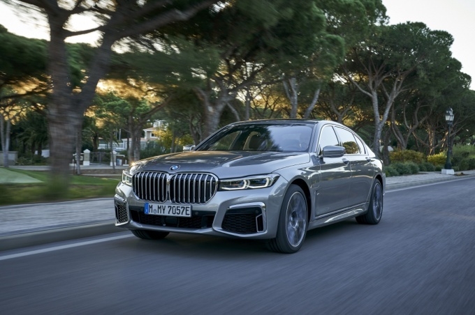 BMW 뉴 7시리즈 M 스포츠 패키지