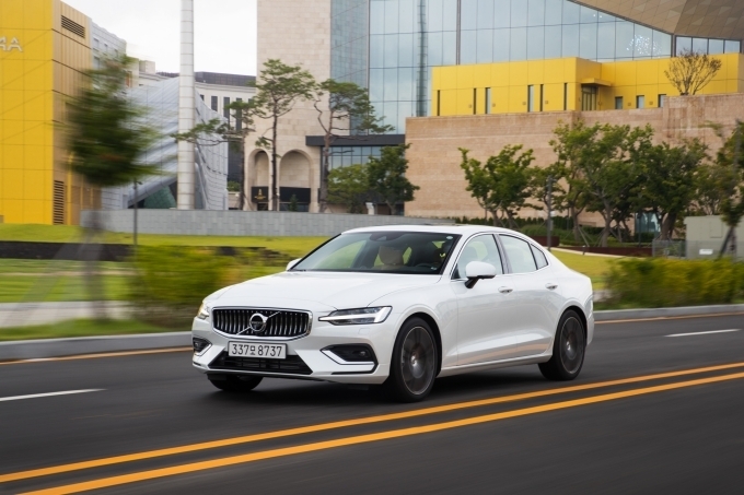 신형 S60