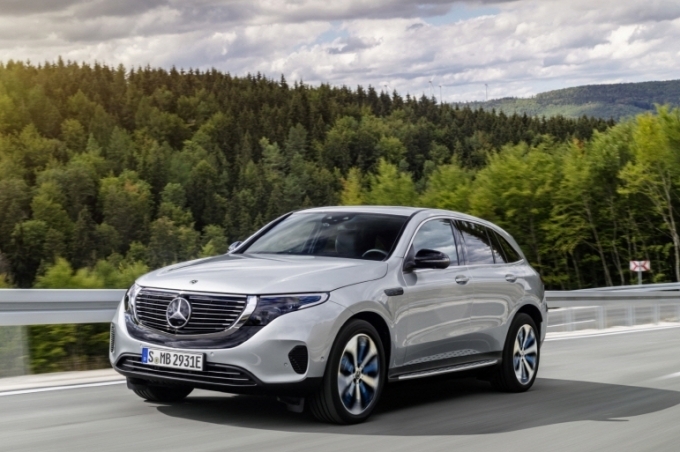 더 뉴 EQC 400 4MATIC 프리미엄