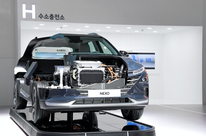 현대자동차가 ‘수소모빌리티+쇼’에서 전시한 넥쏘 절개차
