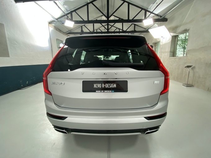 XC60 T8 Recharge R-design