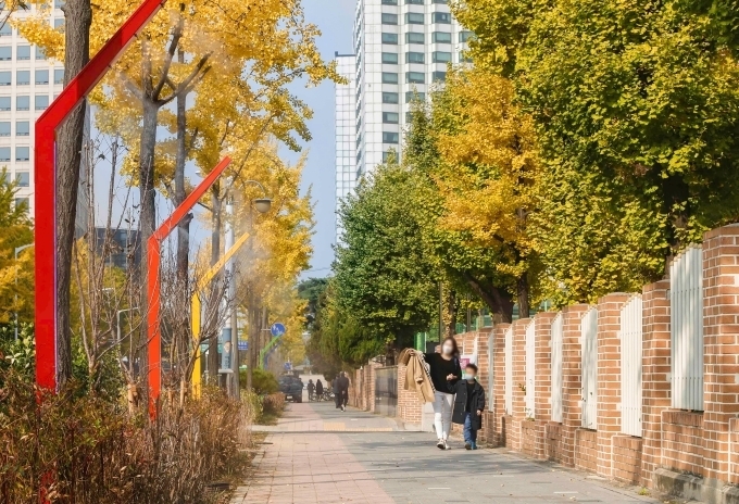 초록빛 꿈꾸는 통학로