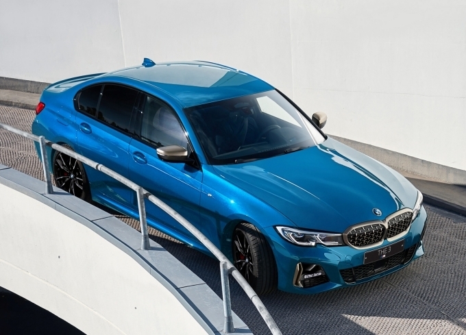 M340i BMW 코리아 25주년 롱 비치 블루 에디션