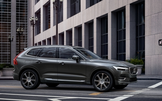 XC60 B6 AWD 인스크립션