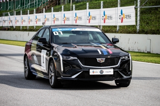 캐딜락 CT4클래스