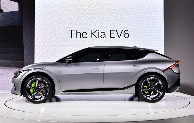 EV6