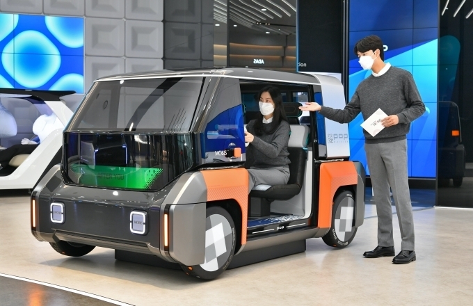 현대모비스의 도심 공유형 모빌리티 콘셉트카 엠비전 POP