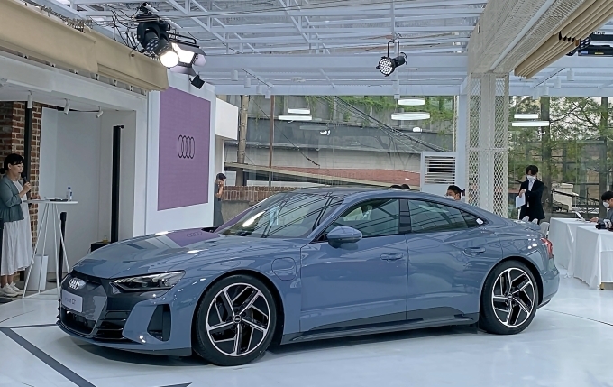 e-트론 GT