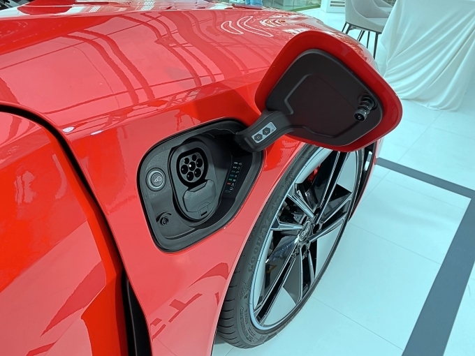 RS e-트론 GT
