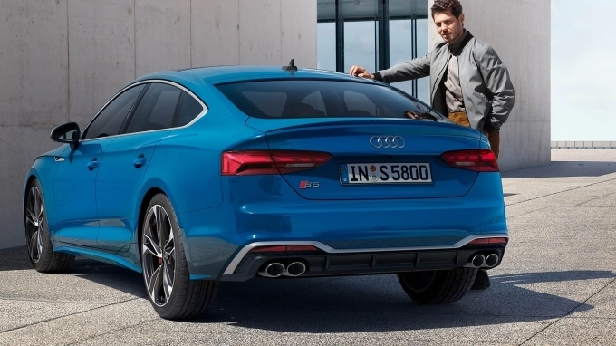 더 뉴 아우디 S5 스포트백 TFSI