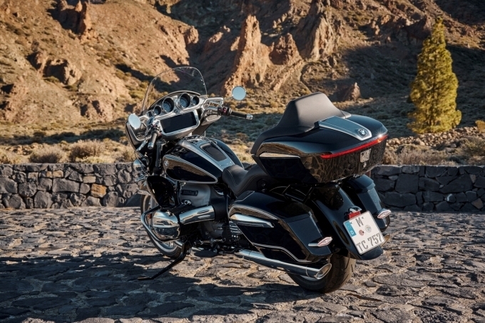 BMW R18 트랜스콘티넨탈