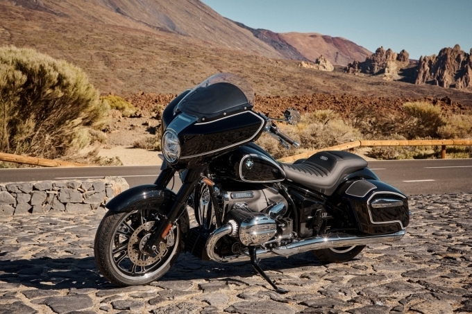 BMW R18 배거