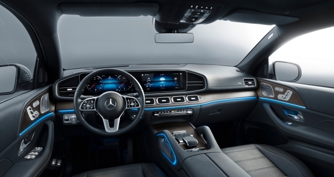 더 뉴 메르세데스-벤츠 GLE 350 e 4MATIC 쿠페 실내