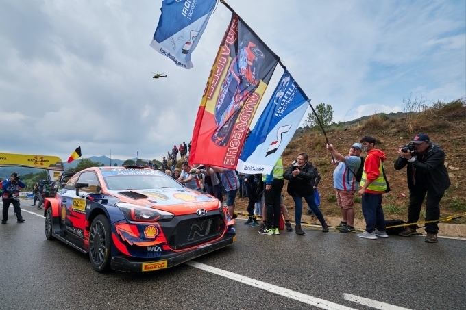 ‘2021 월드랠리챔피언십’ 11차 대회 스페인 랠리에서 현대자동차 ‘i20 Coupe WRC’ 랠리카가 주행하고 있는 모습