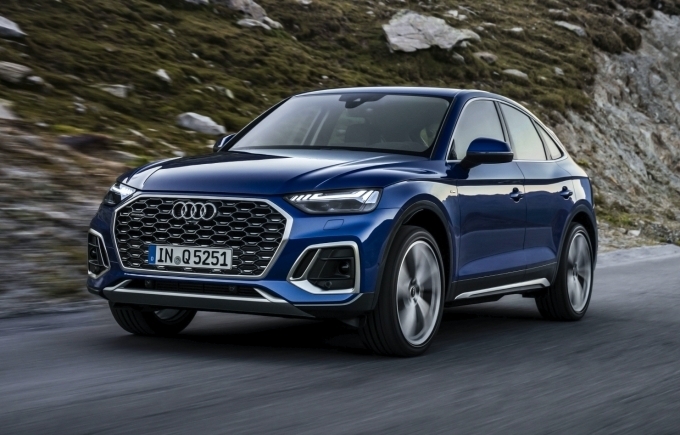 더 뉴 아우디 Q5 스포트백 45 TFSI 콰트로
