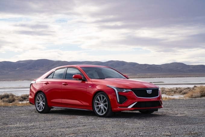 캐딜락 CT4