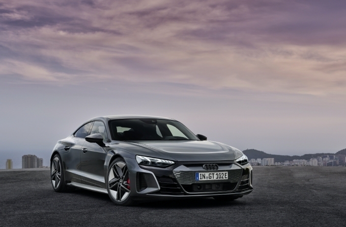 아우디 RS e-트론 GT