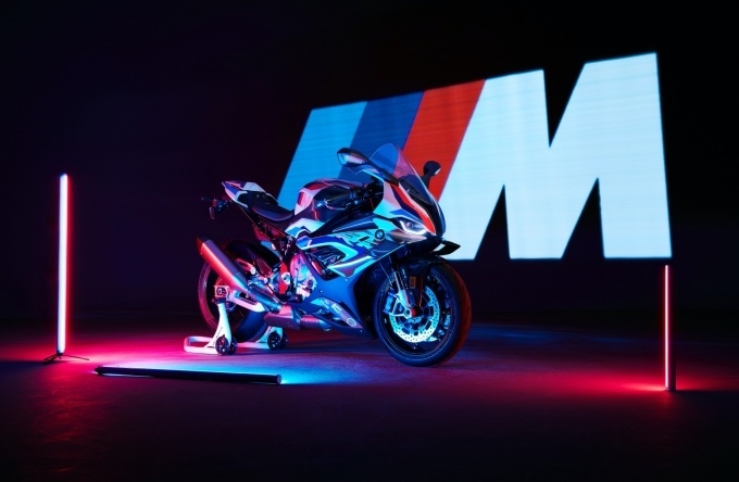 BMW M 1000 RR