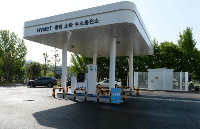 오토랜드 광명 복합충전소 내 하이넷 수소충전소