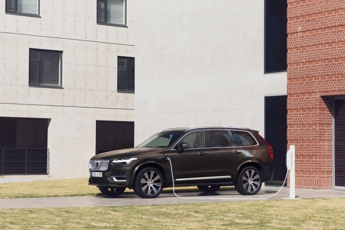 볼보자동차 XC90 Recharge PHEV(플러그인 하이브리드)