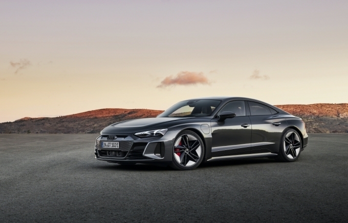 아우디 RS e-트론 GT
