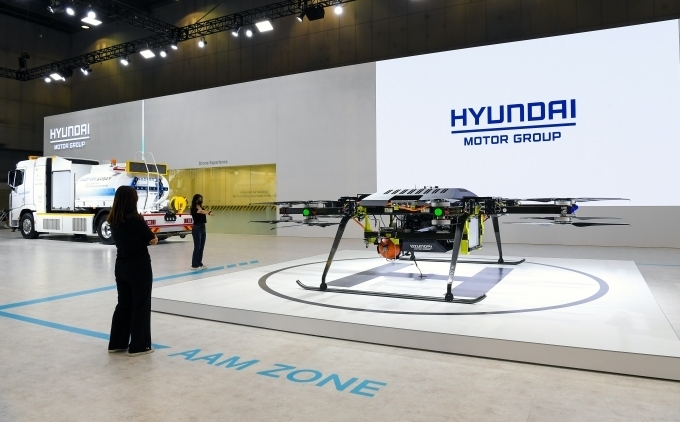 ) 'H2 MEET 2022'에 전시된 현대차 수소 멀티콥터 드론
