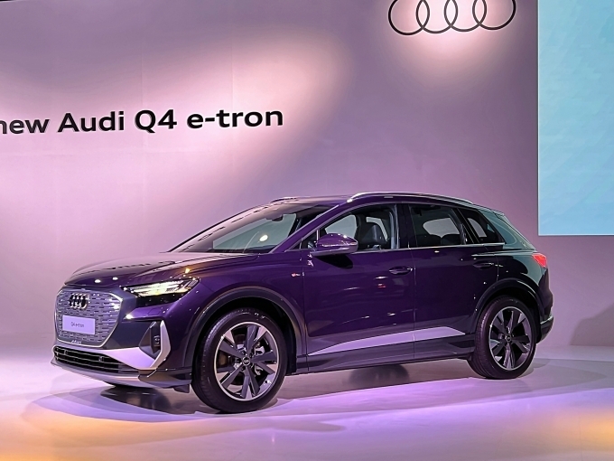 더 뉴 아우디 Q4 e-트론