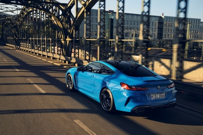BMW 뉴 M8 컴페티션 쿠페