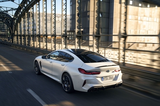 BMW 뉴 M8 컴페티션 그란 쿠페