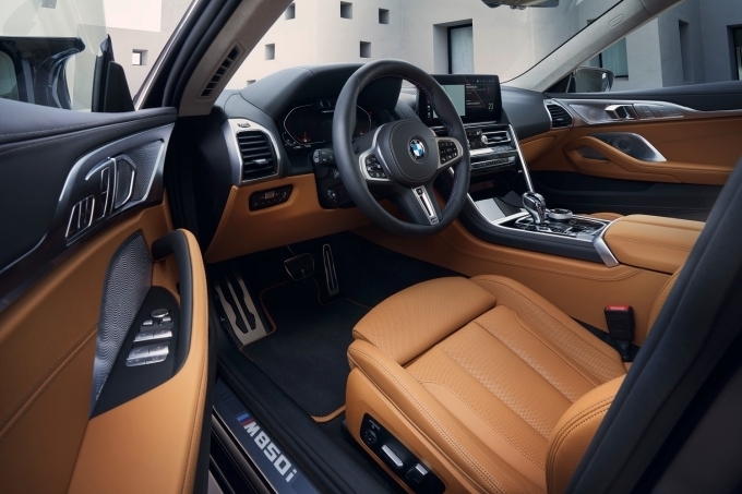 BMW 뉴 M850i xDrive 쿠페 & 그란 쿠페 실내