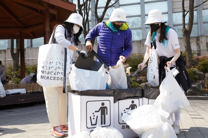 임직원 환경정화 활동 ‘그린플러스 플로깅’