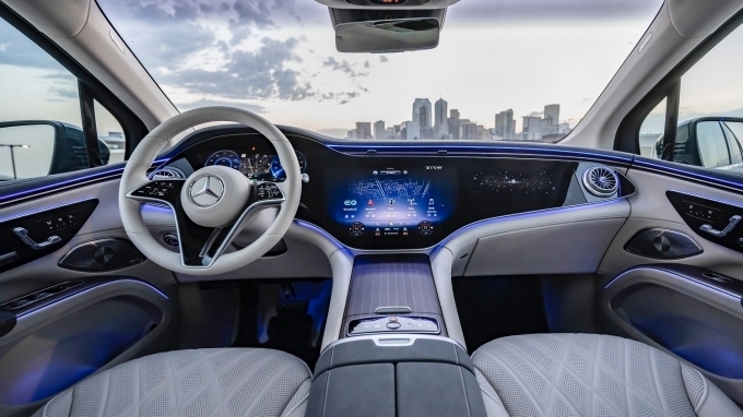 더 뉴 EQS 580 4MATIC SUV 인테리어