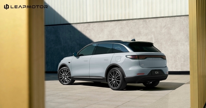 중국 전기차 립모터의 전기 SUV C11에 장착된 한국타이어 벤투스S1에보3 ev